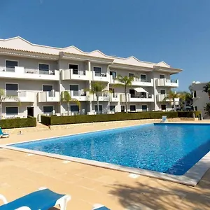 https://quinta-do-pinheiro-residence.hotelaalgarve.com