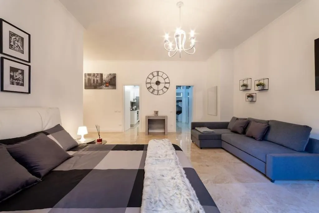 San Babila - Luxury Milanese Apartment Italia